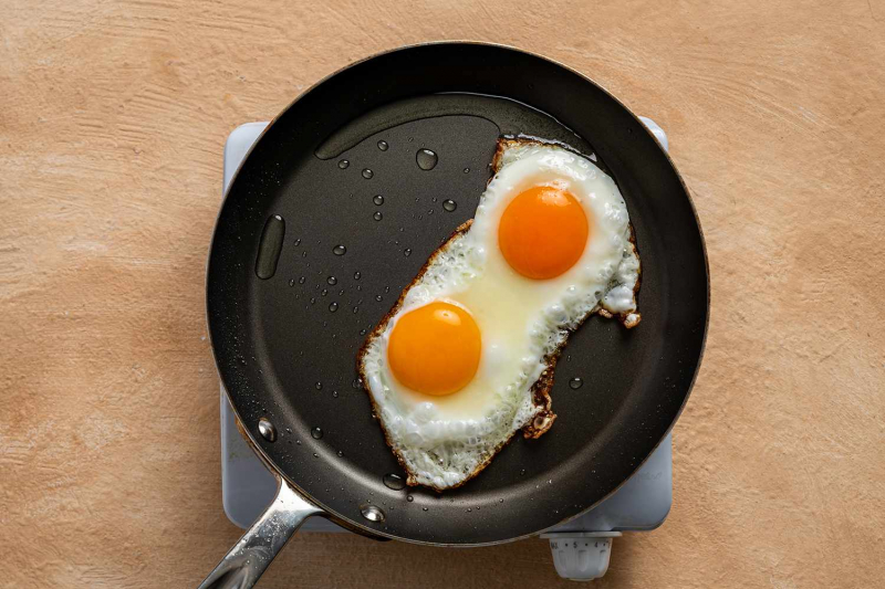 Huevos Divorciados Recipe