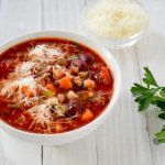 Copycat Olive Garden Pasta e Fagioli Recipe
