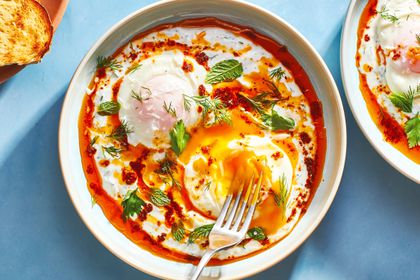 A Simple Trick for Foolproof Poached Eggs